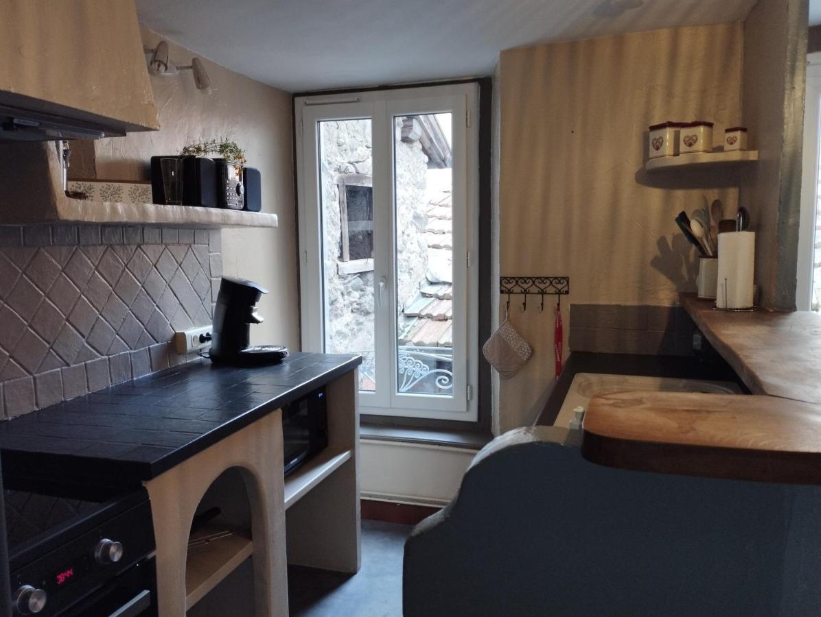 Maison De Village Dans Une Rue Calme Ax-les-Thermes Exteriér fotografie